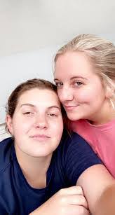 Mandi Steelman's Instagram, Twitter & Facebook