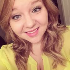 Alyssa Snow (@holy__itsalyssa)