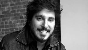 Bozza finds poignancy in celeb stories