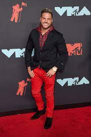 He is of italian and puerto rican descent. Ronnie Ortiz Magro Speaks Out After Domestic Violence Arrest People Com