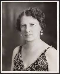 Alfreda Grant's Instagram, Twitter & Facebook