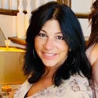 Mary Middlemiss's Instagram, Twitter & Facebook