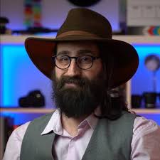 Daniel Aparicio (@ciporr) • Threads, Say more