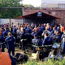 Find 22 metal dining table buyers and purchasers from china, brazil. How Workers In Ukraine S Metal Industry Are Fighting For Wages Rights And Democracy Opendemocracy