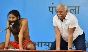 Funny memes floor yoga pose laughing goat class child better need then teaching perfect during learn leave. Social Humour Hilarious Yoga Memes That Are Going Viral On Yoga Day The Times Of India