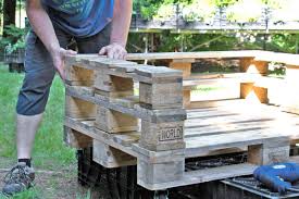 Diy sitzbank aus paletten bauen. Palettenmobel Selber Bauen Diybook At
