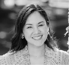 Angela Kelley's Instagram, Twitter & Facebook