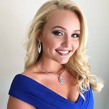 Nichole Lee's Instagram, Twitter & Facebook