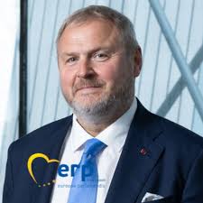 Dan Long (@itsdanlong)