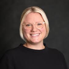 Evan Seeley's Instagram, Twitter & Facebook