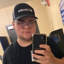 devon vaughan (@DevonVaughan03)