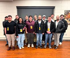 ICYMI: Drew Hedges, Art Young, Chase Wagner, Edric Mitchell, Jared Yoder,  Matty Rohrer, and Kyle Barker performed “Christmas Dance” by Darren Criss  at this year's Circle of Lights! 🎄 See the fully