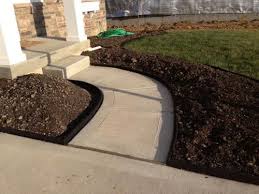 Vigoro Ecoborder 4 Ft Black Rubber Landscape Edging 6 Pack Ecobrd Blk 6pk The Home Depot Landscape Edging Pool Landscaping Modern Landscaping