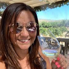 Danielle F. Karr (@tweet_daniellek)