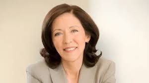 Alice Reza's Instagram, Twitter & Facebook