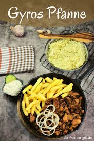 Gyros Pfanne Gyros Ohne Drehspiess Zubereiten Die Frau Am Grill Rezept Gyros Lebensmittel Essen Leckere Rezepte Mit Fleisch