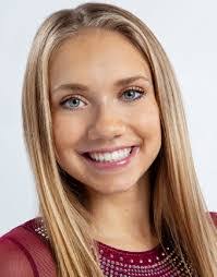 Amy Wier's Instagram, Twitter & Facebook