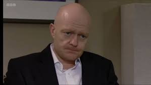 HO: Russ Owen Punches Pete Webster (6th December 2007)