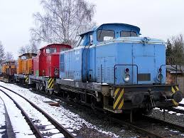 We did not find results for: Viermal V60 Im Vordergrund Lok 4 Der Dortigen Malowa Bahnwerkstatt Dann Eine Als 102 Bezeichnete Lok Ohne Eigentumsmerkmale Und Die Werklok 1 Der Bahnbilder De