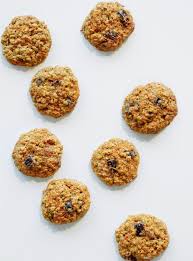 Galettes Aux Carottes Et Aux Grains Entiers Ricardo Recipe Recipes Savory Snacks Healthy Dog Food Recipes
