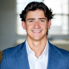 I am excited to announce that I will be joining Deutsche Bank as a 2023  Commercial Real Estate Summer Analyst in their New York Office. Thank you  to everyone that has guided