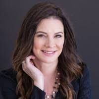 Lauren Bronson's Instagram, Twitter & Facebook