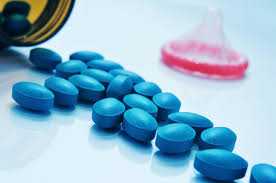 Le viagra naturel est un équivalent du viagra classique (source), préparé à base d'ingrédients naturels tels que des fruits, des plantes ou racines, et des épices. Apres Avoir Pris Trop De Medicament Pour Ses Troubles De L Erection Un Homme Voit Rouge