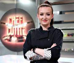 Acest show culinar va fi difuzat. Chefi La Cutite Sezonul 8 Citeste Toate Articolele Despre Chefi La Cutite Sezonul 8 Pagina 1 Din 8 Antena 1