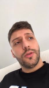 Abelardo Risa Sin Sonreir