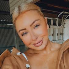 Tabitha Thomas (@tabithaa19) • Threads, Say more