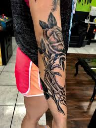 If not applied correctly, the heat from the laser can burn and scar the skin. Electric Voodoo Tattoo 34 Union Way A Vacaville Ca 95687 Usa