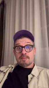 Ali Herron's Instagram, Twitter & Facebook