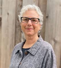 Ellen Read's Instagram, Twitter & Facebook