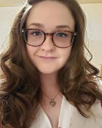 Deborah Booth Keller has a question for our hygienist Wendy…. *read her  shirt 😆