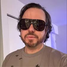 A reader asked: "Our daughter (early 20s) is having an affair with her  former boss at a fast-food restaurant. He is married, and his wife  discovered the affair by seeing texts on