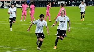 Everything you need to know about the la liga match between valencia and real madrid (15 december 2019): Carlos Soler Bags Rare Treble Of Penalties As Valencia Sink Real Madrid Sports News The Indian Express