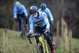 Voor looienaar quinten hermans wordt het z'n eerste grote ronde. Quinten Hermans Mag Zich Bij Van Aert En Co Voegen Belgisch Gazet Van Antwerpen