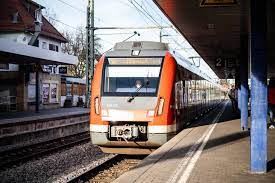 Es ist insgesamt netzlänge ist 190 kms , 77 stationen und 7 linien. Bahnstreik In Stuttgart Diese Verbindungen Sind Betroffen Stuggi Tv