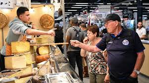 Photo « On n'est pas des pique-assiettes ! » : la Foire du Mans un bon ...