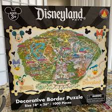 Identify the jigsaw by writing down the registration number: Disneyland Map Puzzle