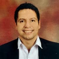 5900+ perfiles de «Edwin To»