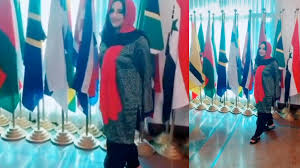 Hareem Shah: Pakistan Tik Tok star Hareem Shah in a soup after posting this  video