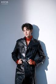 A handsome man riding a white horse is a picture you can only see in every girl's fairytale fantasy. Lee Min Ho Becomes Louis Vuitton S New Watches And Jewelry Ambassador Zapzee