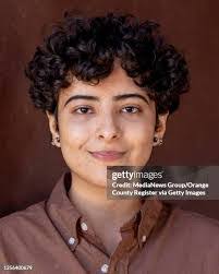 Caitlin Derry's Instagram, Twitter & Facebook