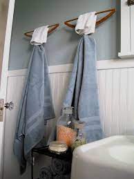 I Love My Apartment Bathroom Towel Decor Bathroom Storage Hacks Diy Towels