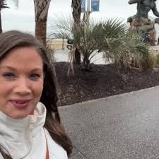 Local school bus drivers have team spirit for polar plunge