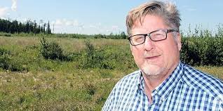 Former mayor argues for relocating airport in Hay River