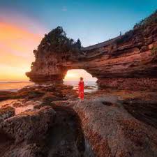 Sejatinya, pantai ini sangat indah. Pantai Batu Bolong Canggu Bali Harga Tiket Masuk 2020 Sejarah