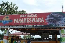 Mungkin kerana lokasi medan ikan bakar muara sungai duyong ini yang sebelah jeti membuatkan stok ikan segar satu lagi destinasi ikan bakar melaka yang sering menjadi terjahan pengunjung ialah di ikan bakar melaka umbai atau juga dikenali sebagai ikan. Ikan Bakar Parameswara Umbai Melaka Aufnahme Von Ikan Bakar Parameswara Restaurant Umbai Melaka Tripadvisor