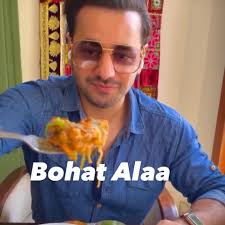 Lahore ki sardi mai #Bohataala aur garma garam street food ka apna maza  hay. In this video i am going to show you. -chicken saji from Blow fish  walton road. -Kala chai